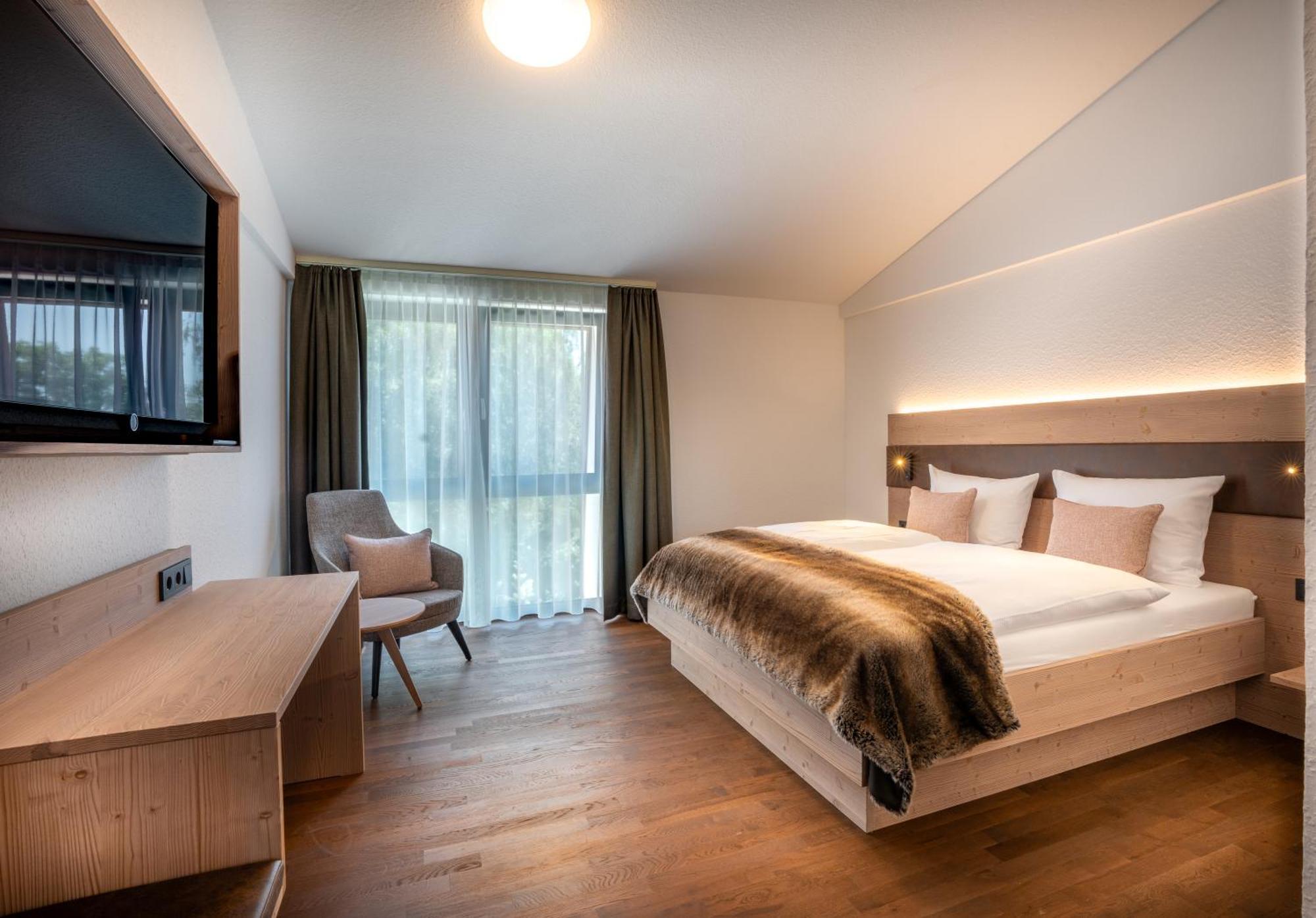 Landhotel Gruener Wald Neuhausen  Eksteriør billede